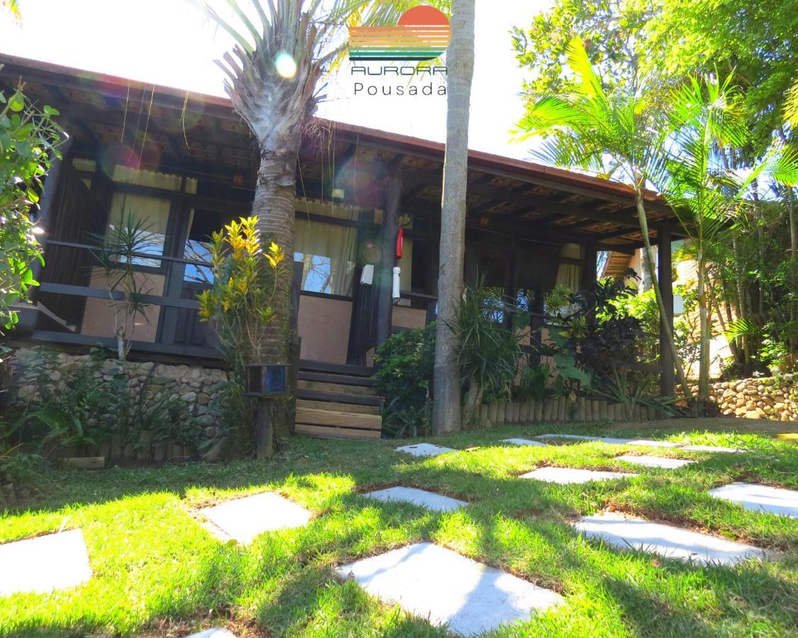 Aurora Inn *